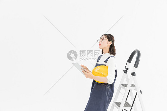 女工程师施工检查图片