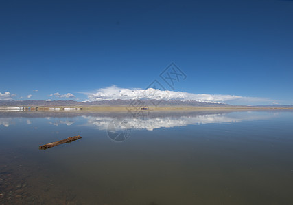 青海茶卡盐湖西宁茶卡盐湖背景