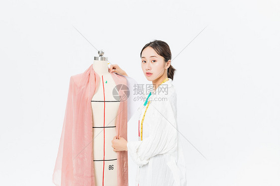 女服装设计师样衣制作图片