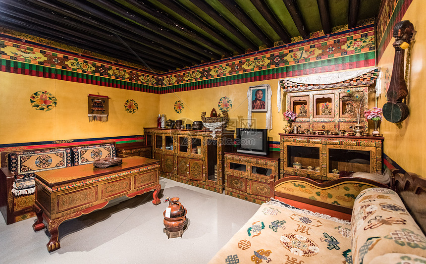 北京西藏文化博物馆藏族家庭布置展览图片