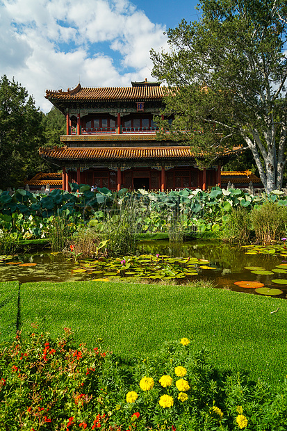 北京夏末初秋的景山公园图片