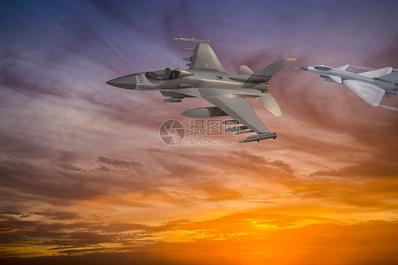 夕阳下飞行的战斗机图片