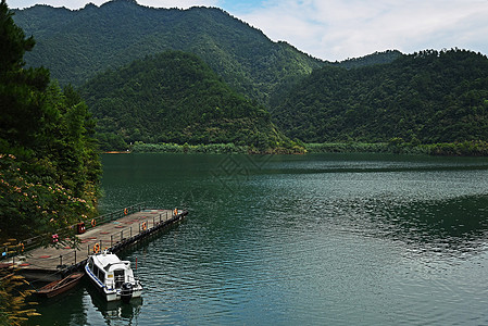 浙江千岛湖5A景点山泉高清图片