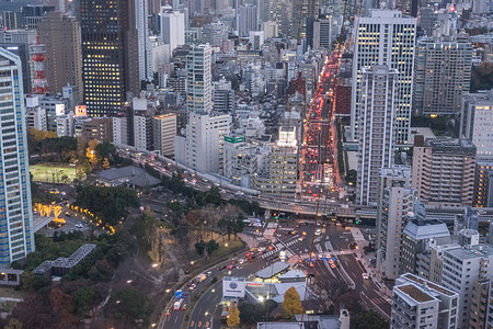 日本东京铁塔俯瞰东京四周图片