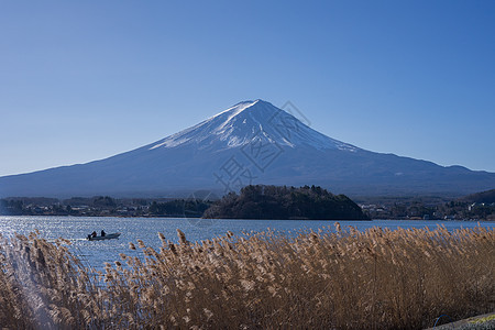 秋天的富士山图片