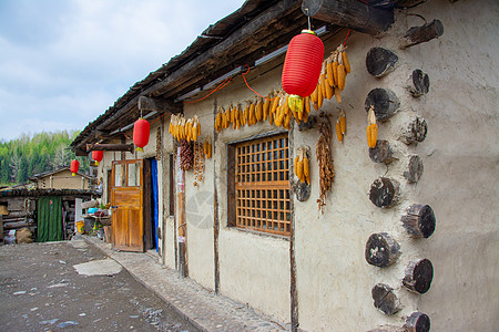 最后个吉林长白山下我国最后的木屋村落背景