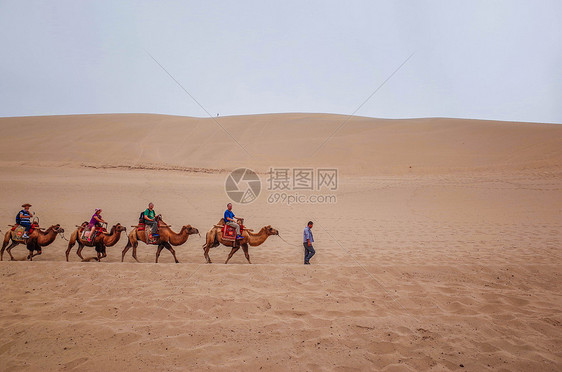 甘肃敦煌鸣沙山图片