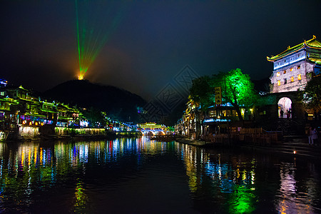 湖南湘西土家族苗族自治州凤凰古城夜景图片