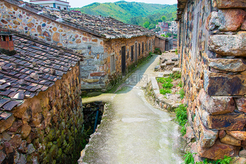 福建泉州樟脚村彩色石古厝图片