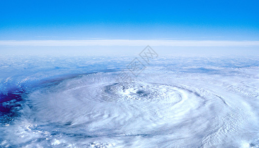 暴雨预警台风设计图片