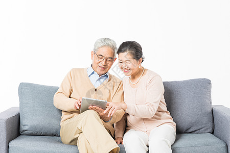 老年夫妻看平板电脑图片