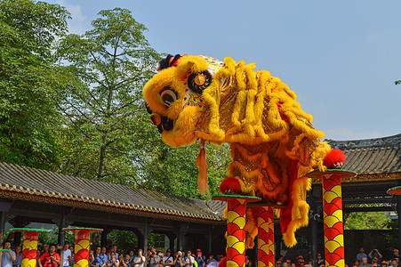 黄飞鸿故居舞狮图片