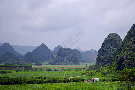 广西桂林喀斯特地貌背景图片