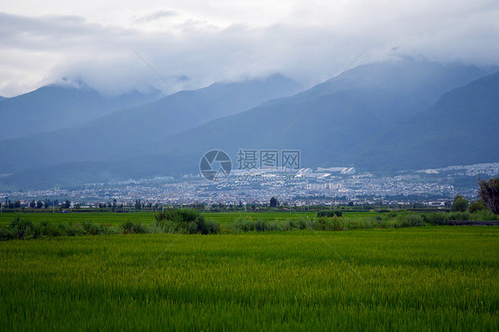 云南大理苍山洱海图片