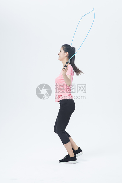 女性运动跳绳图片