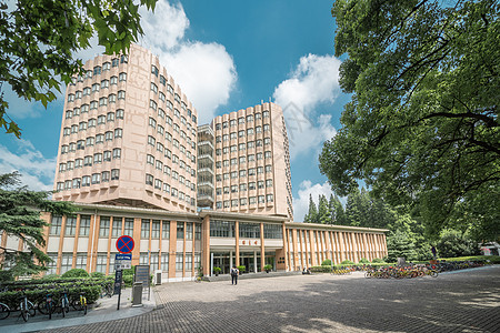 城市雨上海同济大学图书馆背景