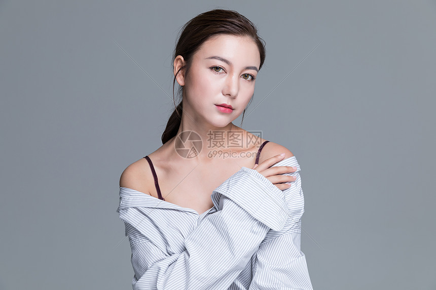 美女美妆妆面展示图片