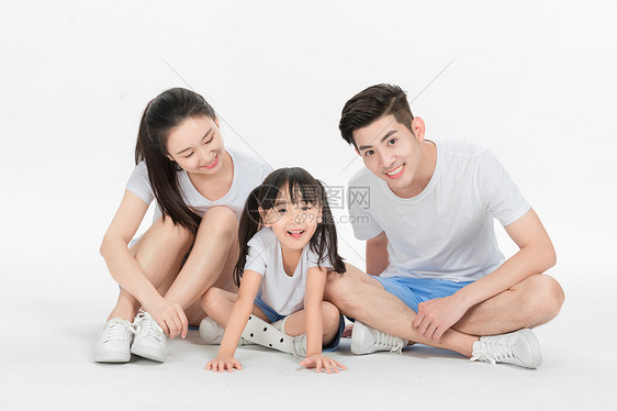 幸福快乐的一家人图片