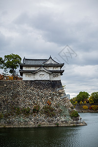 日本大阪城秋景日式建筑图片