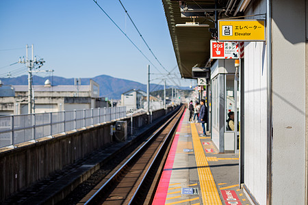 嵯峨野秋景日本车站背景