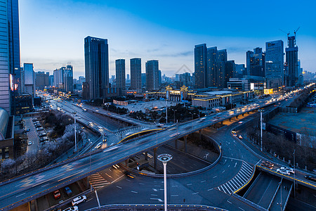 城市高架车流延时摄影图片