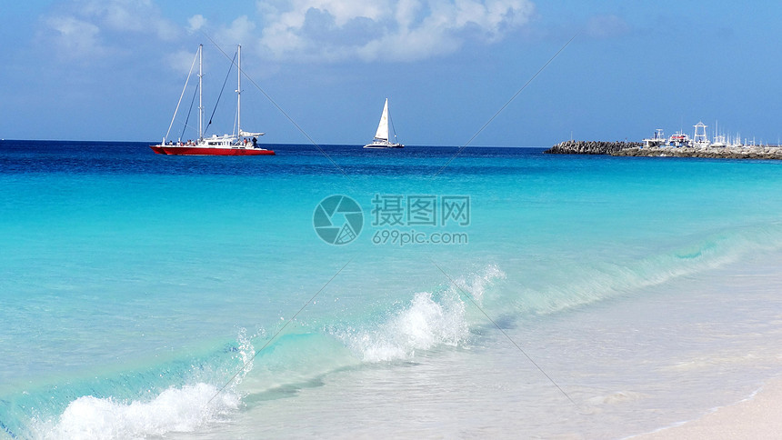 巴巴多斯美丽的海与沙滩风光奇秀海景迷人是驰名世界的海岛度假胜地图片