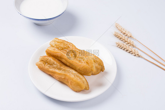 早餐油条豆浆图片