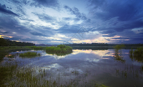 石林长湖湿地晚霞高清图片
