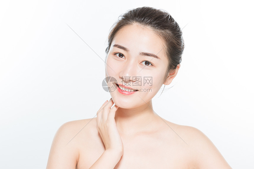 美丽女性水润护肤图片