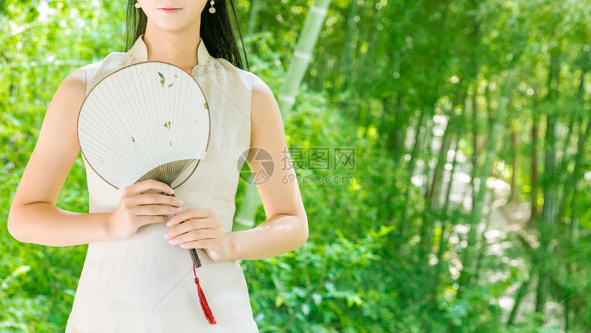 古风美女旗袍写真图片