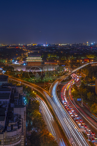 美丽夜景的德胜门箭楼图片