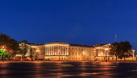 圣彼得堡冬宫广场海军总部夜景图片