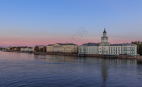 俄罗斯旅游城市圣彼得堡城市风光图片