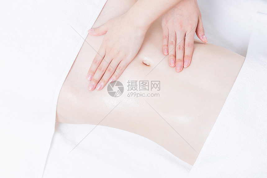 女性养生SPA腹部精油按摩图片