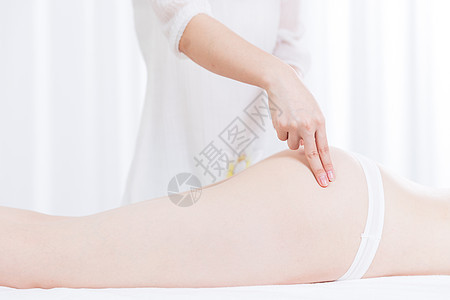 女性养生SPA臀部按摩图片