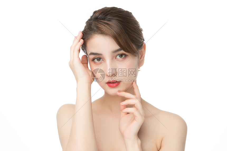 女性美妆护肤面部展示图片
