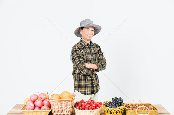 果农新鲜水果出售图片