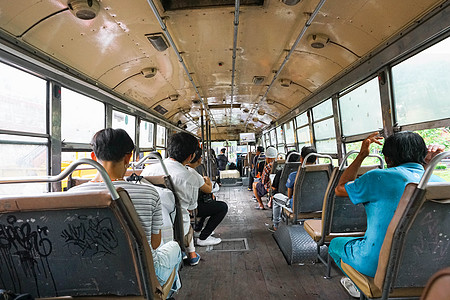 泰国曼谷老式公交车高清图片