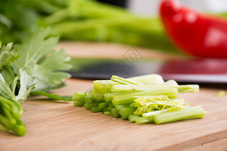 新鲜的西芹蔬菜洋芹菜高清图片