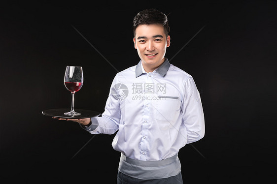 男服务生红酒服务图片