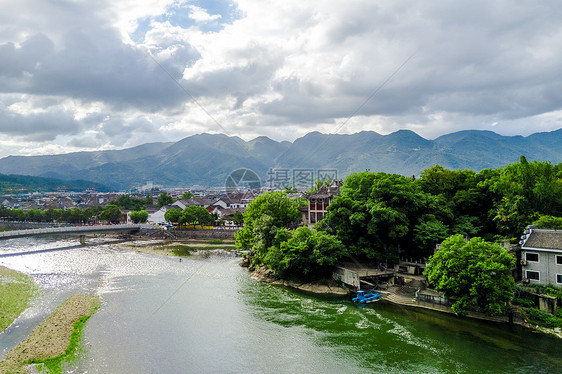 航拍浙江溪口古镇风光图片