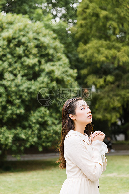 复古美女写真图片