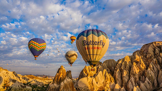 土耳其卡帕多西亚热气球背景图片