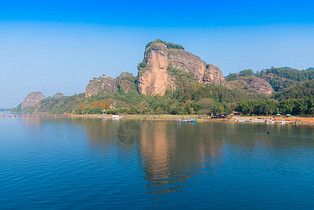 江西鹰潭龙虎山丹霞地貌图片