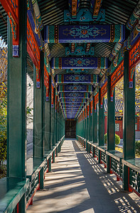 北京紫竹院公园中式长廊背景图片