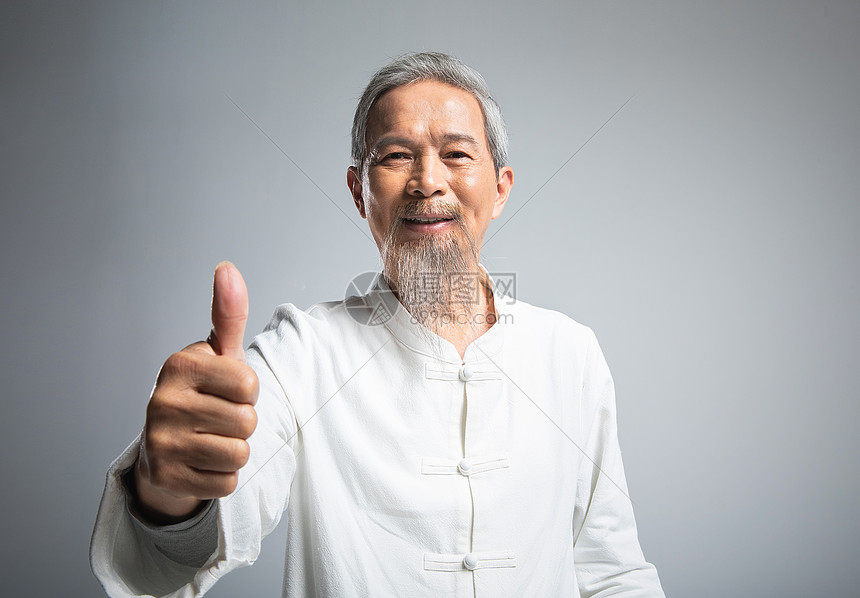 老年人点赞形象