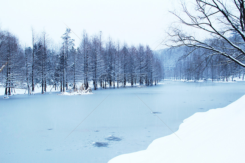 南京中山陵冬季雪景图片