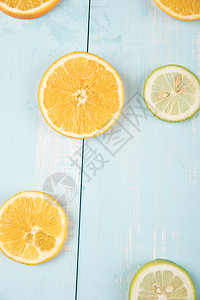 新鲜的橙子柠檬水果组合图片
