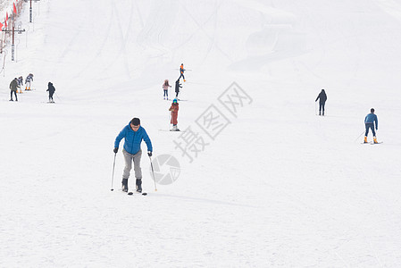 张家口滑雪天津盘山滑雪场背景