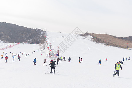 冬季新上市女包天津盘山滑雪场背景